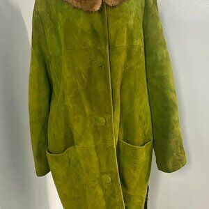 Vintage Green Suede Coat with Fur Collar